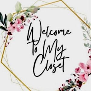 Hello Gorgeous! && welcome to my closet. 🌸